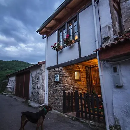 Holiday home El Cobijo De Villar